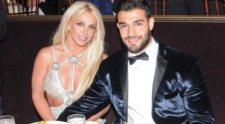 Sam Asghari, Britney Spears' husband, said her children should be proud of their mother's naked photos