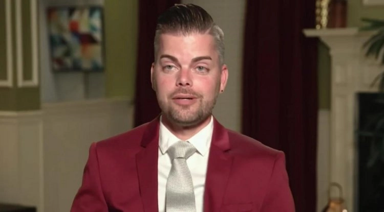 90 Day Fiance:  A Tell-All Appearance by Tim Malcolm leads to fans speculating that he is gay