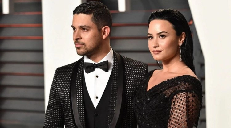 After appearing to criticize her ex Wilmer Valderrama, Demi Lovato claims that dating older men 'isn't sexy'